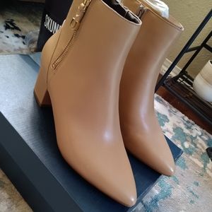 COLE HAAN Eva Booties leather nude color